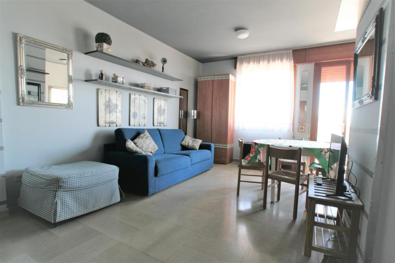 Brioni Fronte Mare Lägenhet Lido di Jesolo Exteriör bild